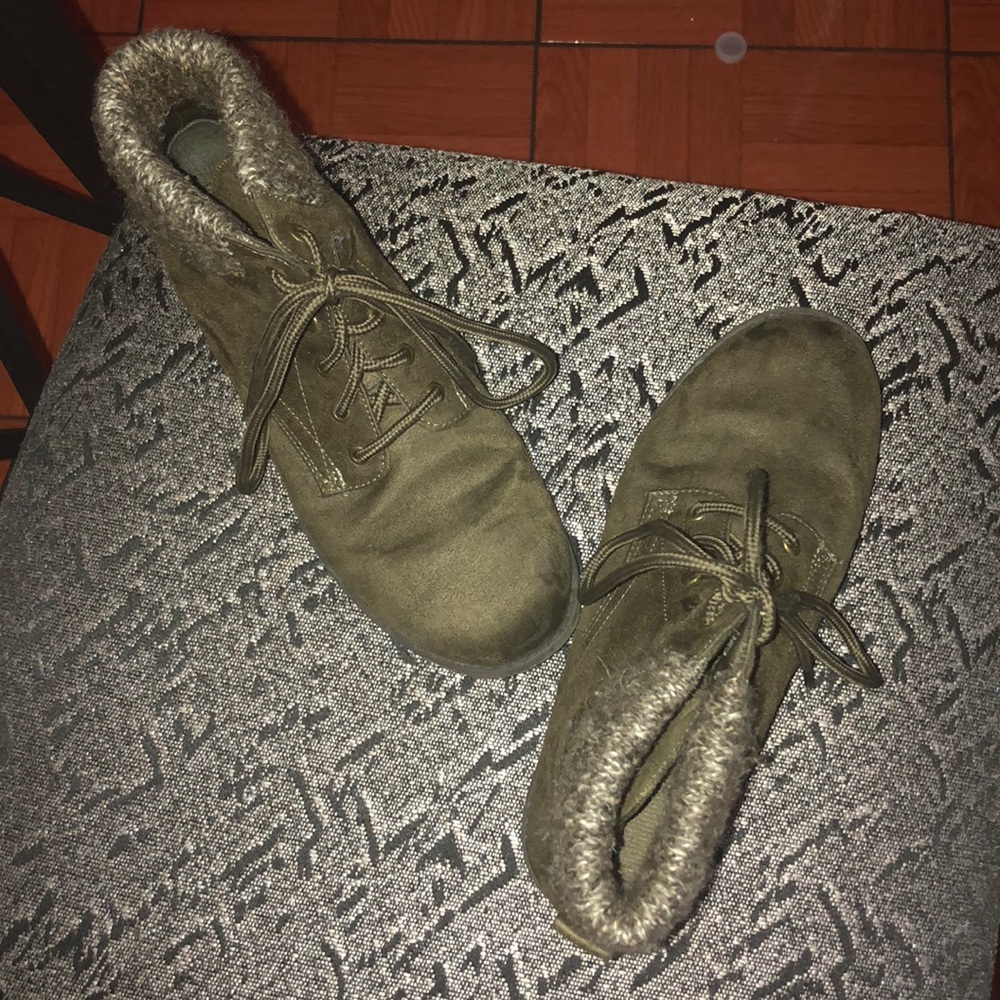 Green boots